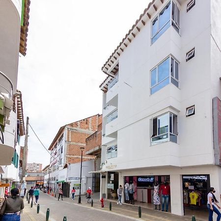 Hotel Gutier Rionegro Luaran gambar